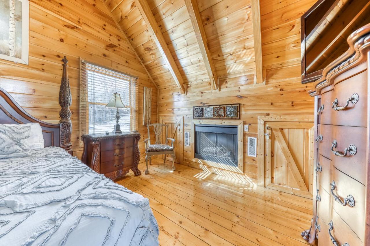Holly Berry Villa Пиджен Фордж Екстериор снимка