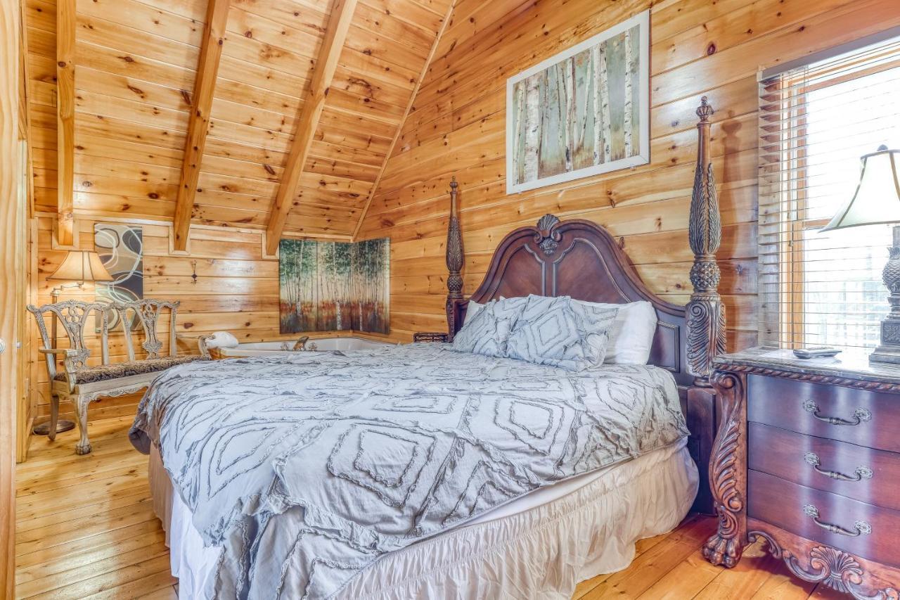 Holly Berry Villa Пиджен Фордж Екстериор снимка