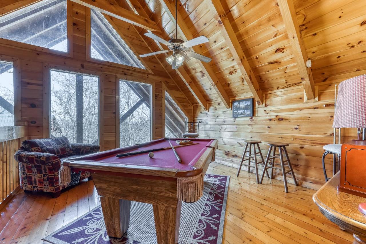 Holly Berry Villa Пиджен Фордж Екстериор снимка