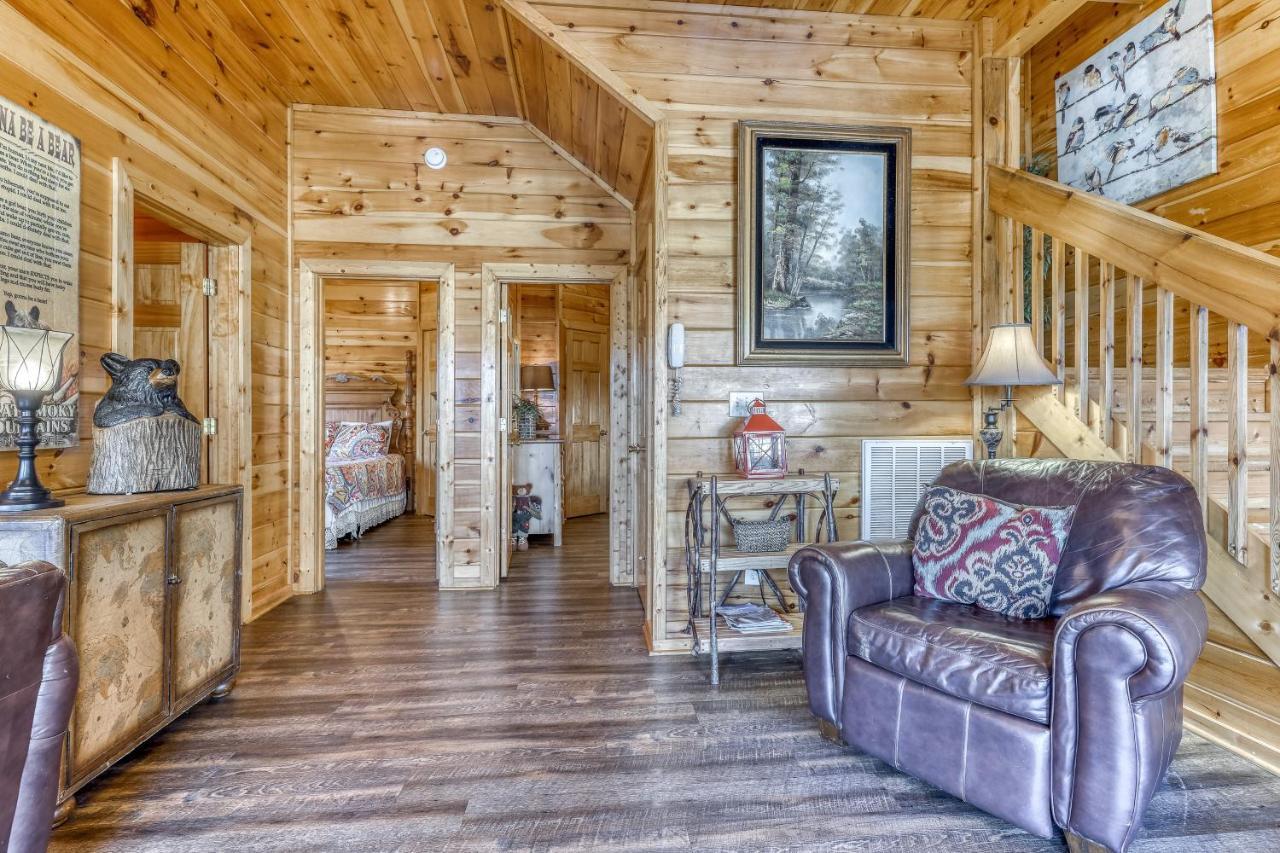 Holly Berry Villa Пиджен Фордж Екстериор снимка